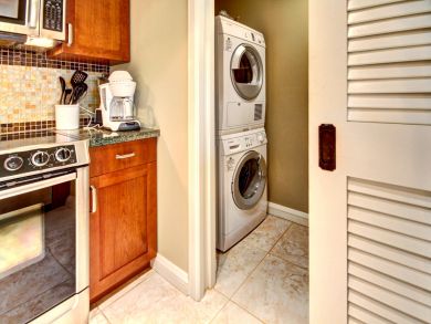 Kitchen & Laundry Room
